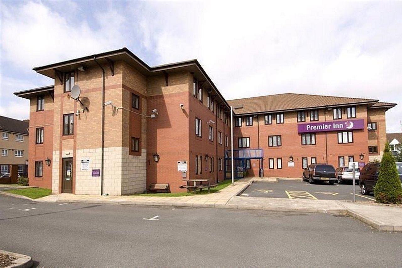 Premier Inn Birmingham City Centre Broad Street Экстерьер фото